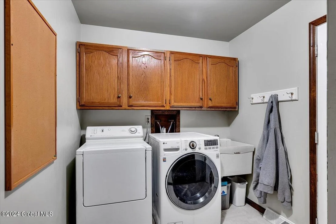 Photo of 3054 New Williamsburg Drive