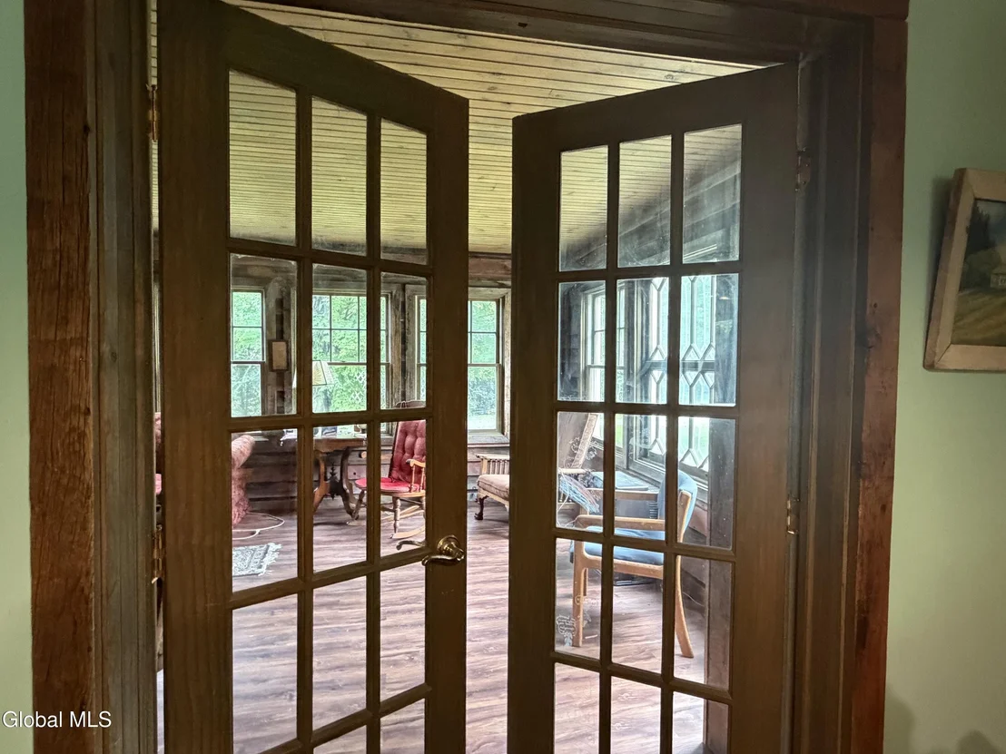 Photo of 2056 Creek Road