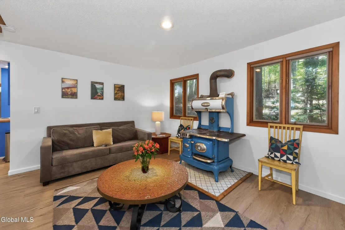 Photo of 55 Lakeview Drive