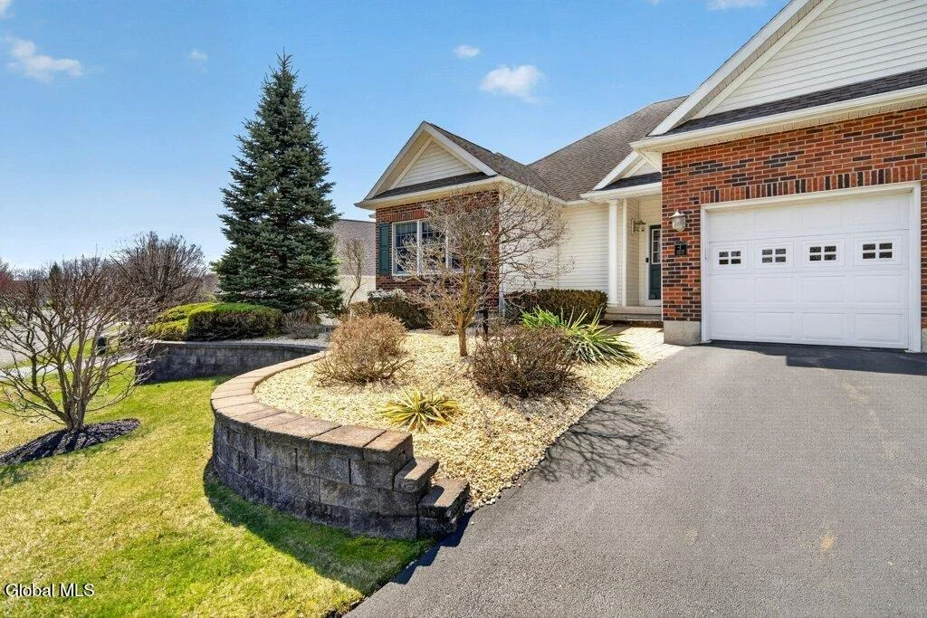 Photo of 1 Conway Circle