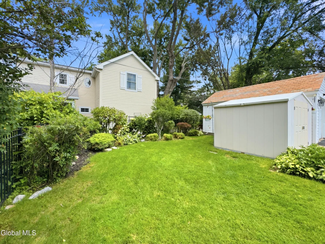 Photo of 2313 Barcelona Road