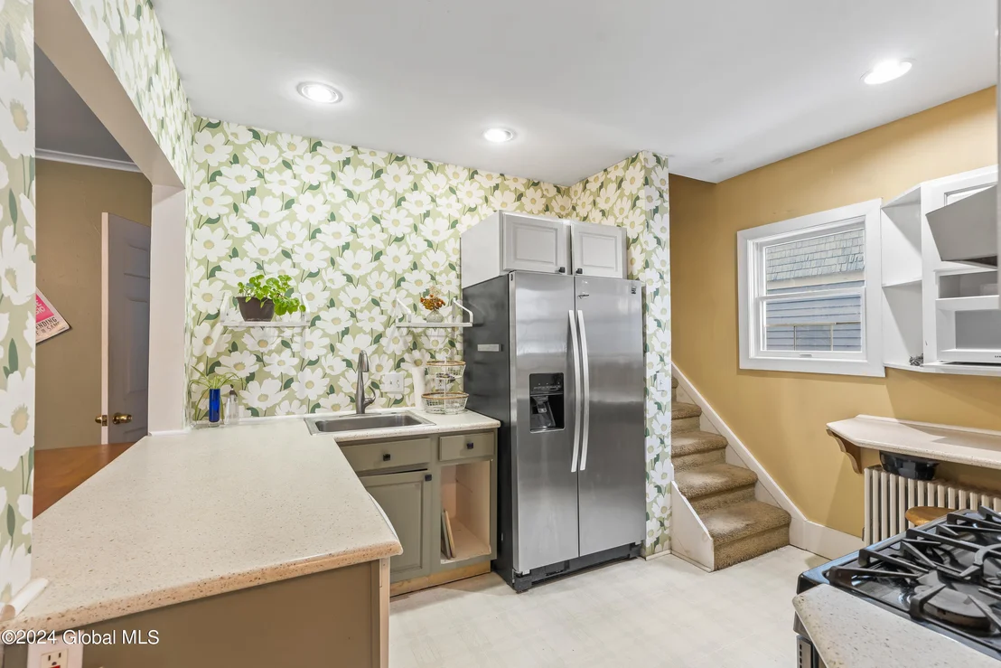 Photo of 1680 Rugby Road