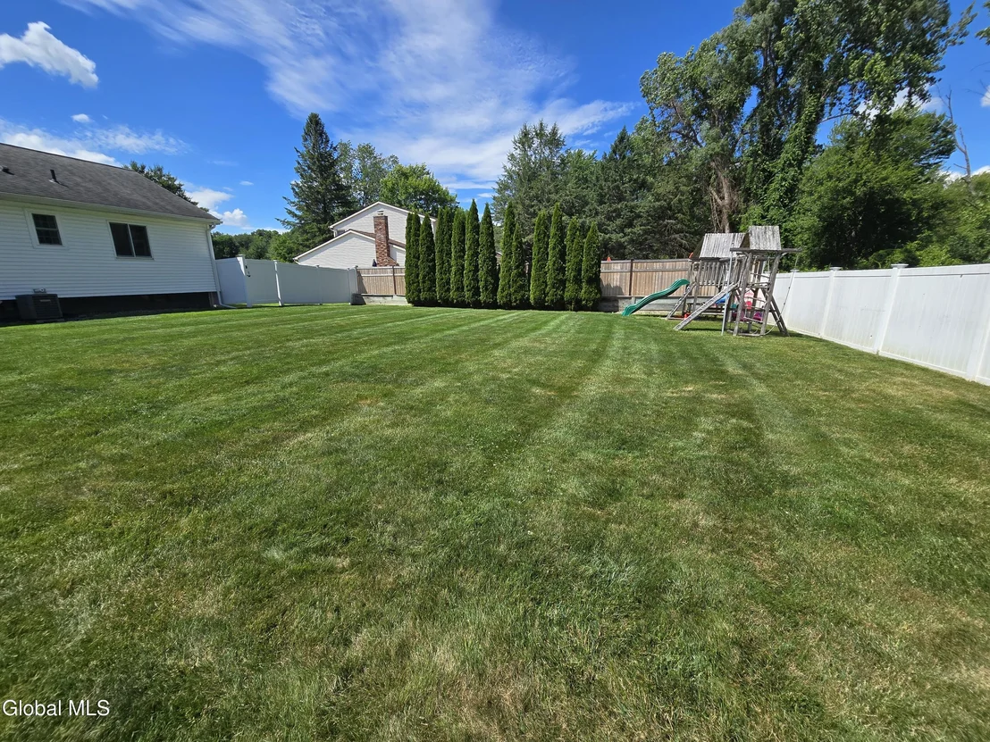 Photo of 1016 Gates Drive