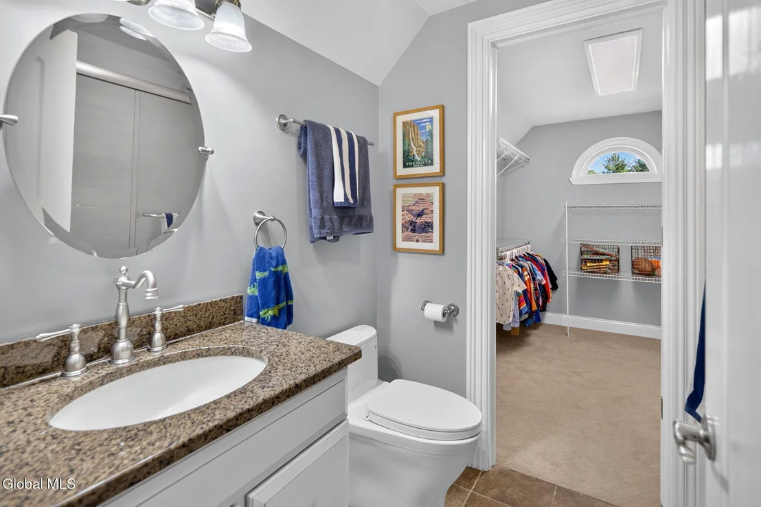 Photo of 245 Menlo Park Road
