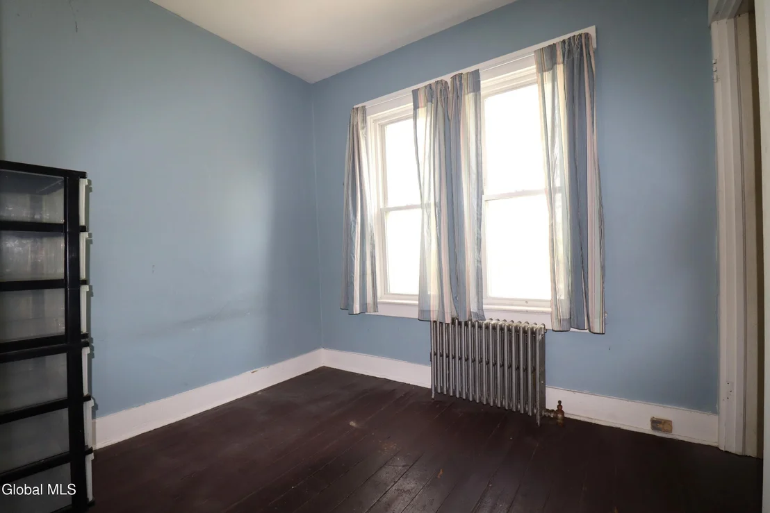 Photo of 10 Daggett Terrace
