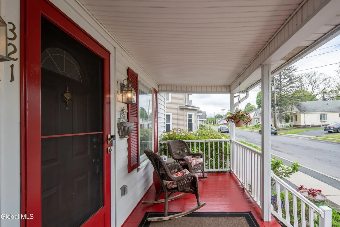 Photo of 321 Glen Avenue