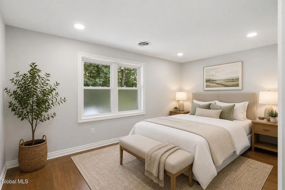 Photo of 335 Maple Road
