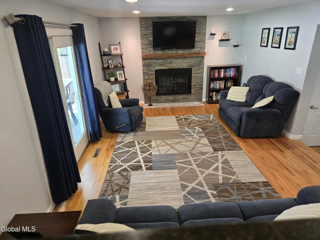 Photo of 1016 Gates Drive
