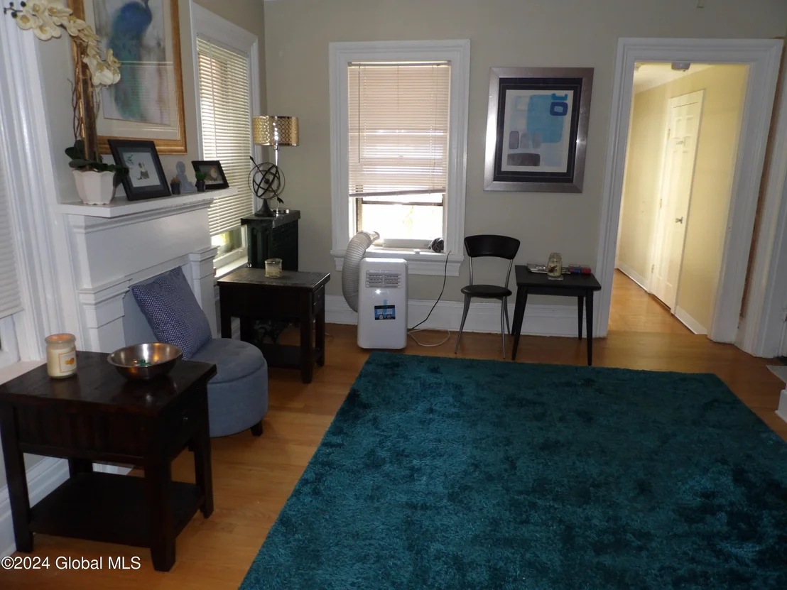 Photo of 128 Mohawk Street