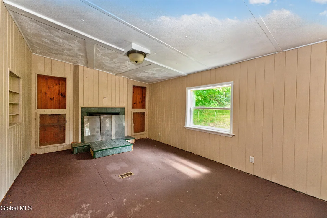 Photo of 683 Knickerbocker Road