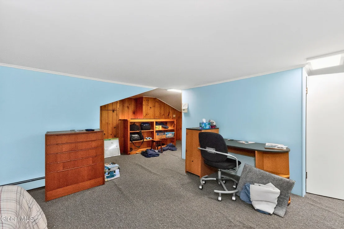 Photo of 7 N Maple Lane