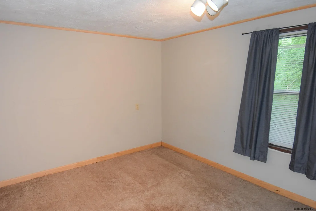 Photo of 104 DUNSBACH Road
