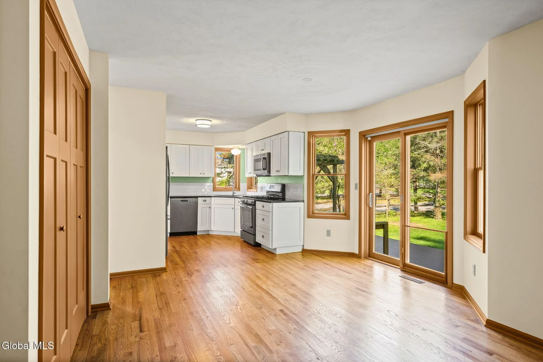 Photo of 107 Fox Run Drive
