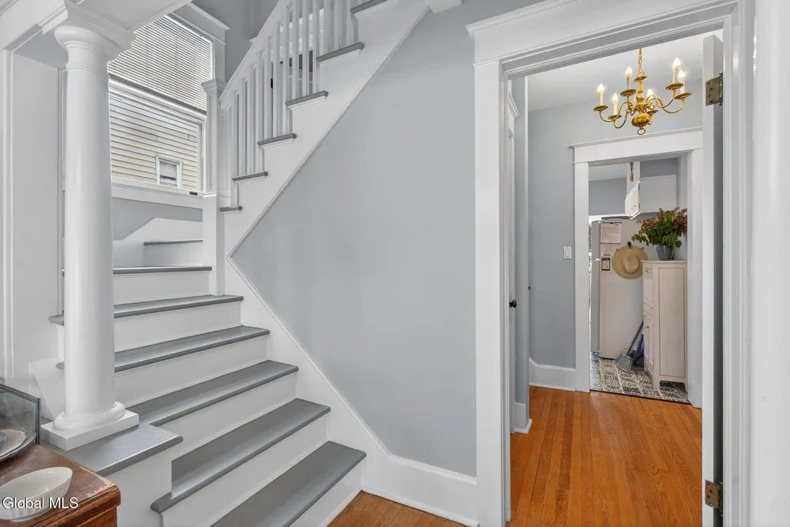 Photo of 446 Yates Street