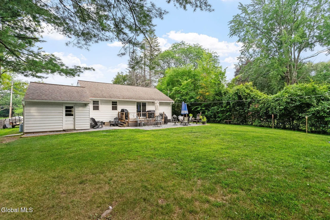 Photo of 2303 Balltown Road