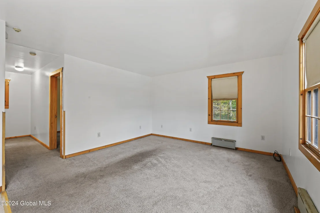Photo of 680 Taborton Road