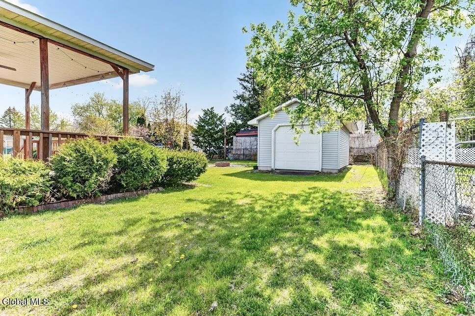 Photo of 2522 Van Dyke Avenue