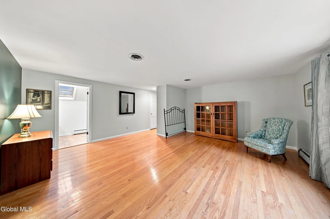 Photo of 7 Macaffer Drive