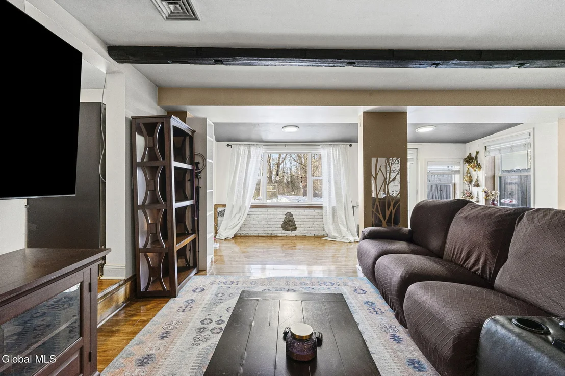 Photo of 4 Valleyview Avenue