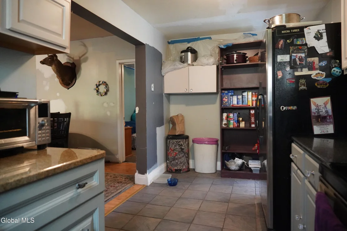 Photo of 552 Mountain Avenue