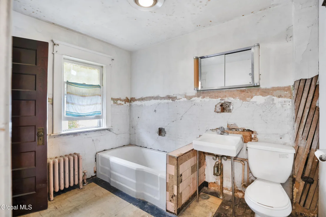 Photo of 1322 Alden Place