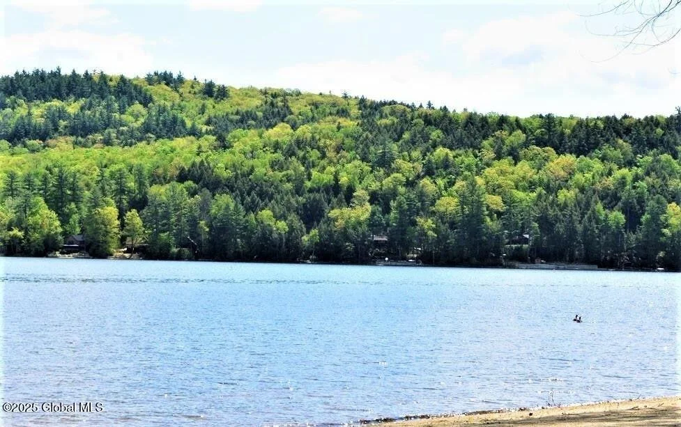 Photo of 19 Pointe Drive