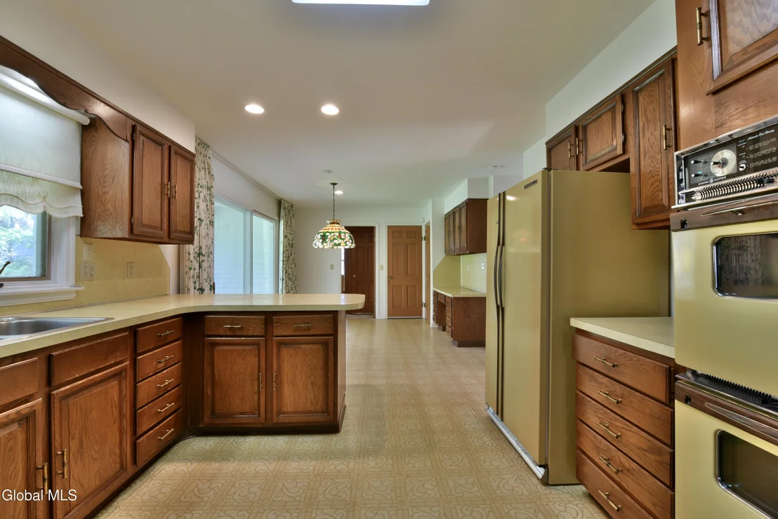 Photo of 1205 Viewmont Drive