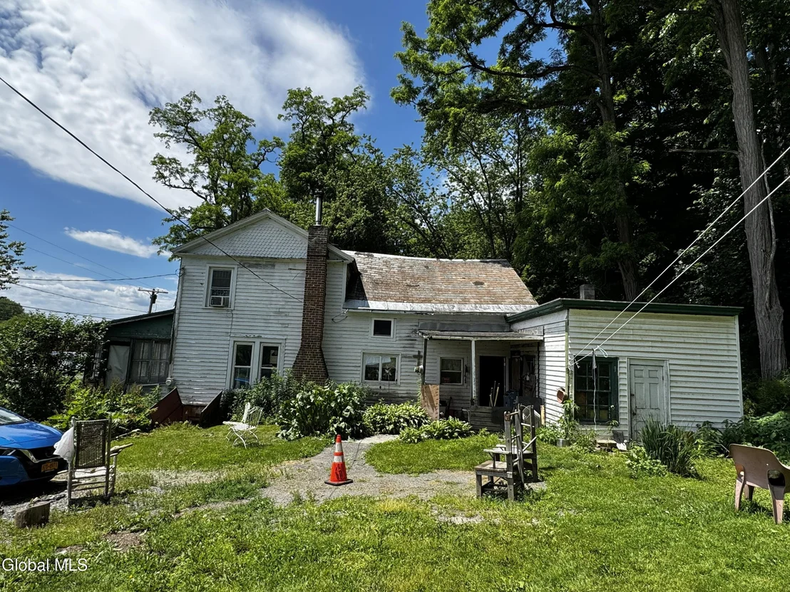 Photo of 21 River Road