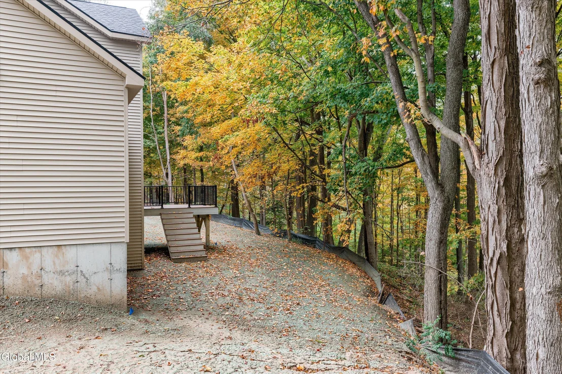 Photo of 1737 Crescent Road