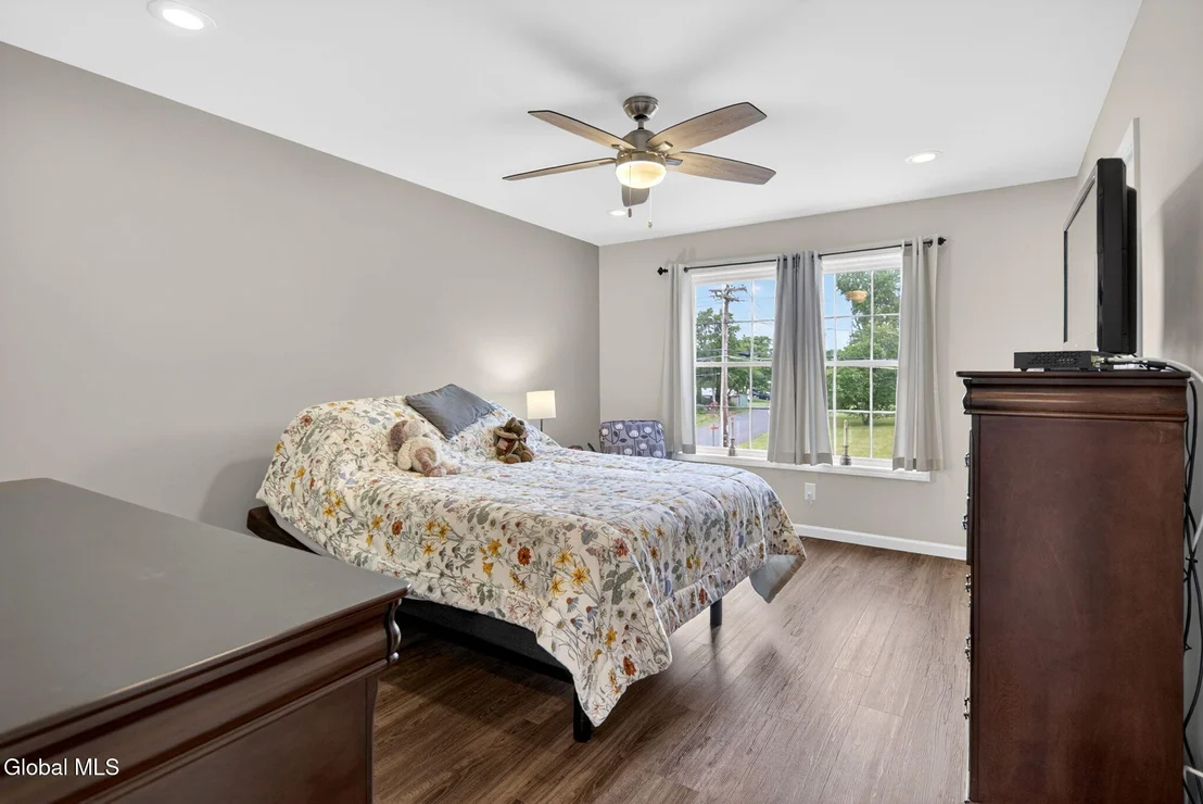 Photo of 28 Kellogg Road