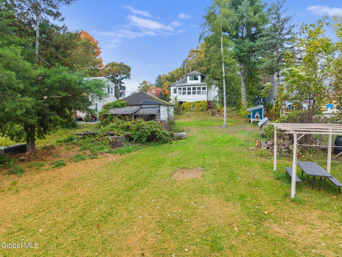 Photo of 246 Riverside Place