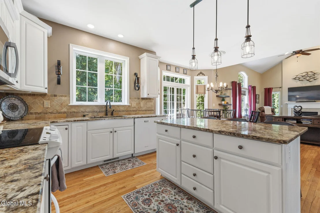 Photo of 46 Mann Boulevard