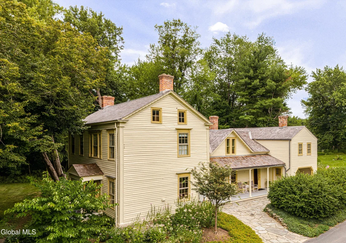 Photo of 14 & 18 Clove Road