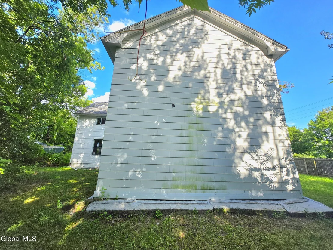 Photo of 237 Bridge Street