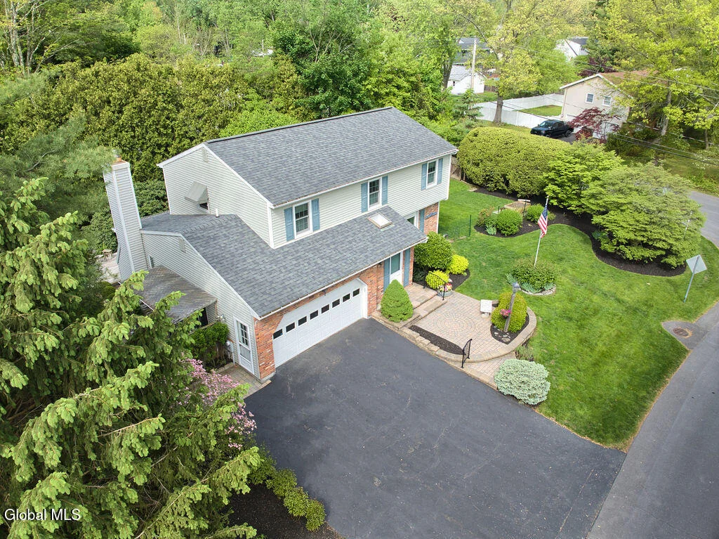 Photo of 103 Union Avenue