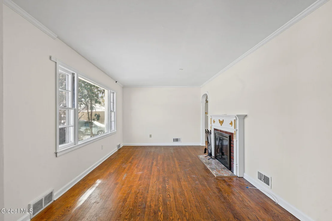 Photo of 173 Marshall Avenue