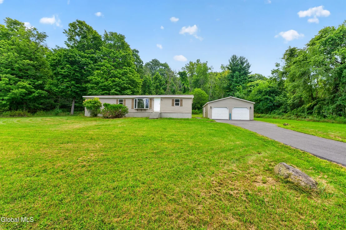 Photo of 683 Knickerbocker Road
