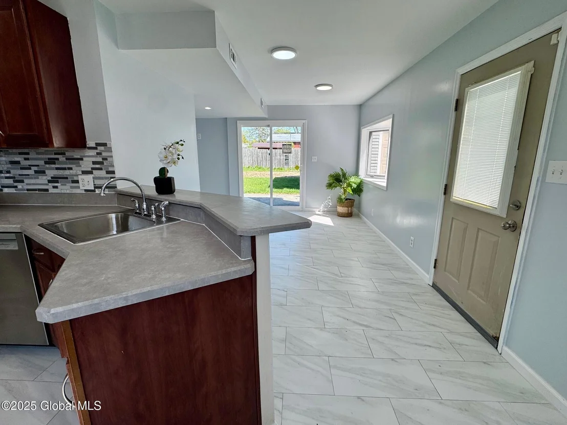Photo of 1020 Inner Drive
