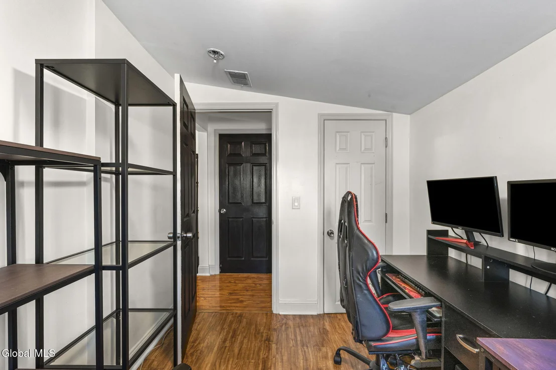 Photo of 4 Valleyview Avenue