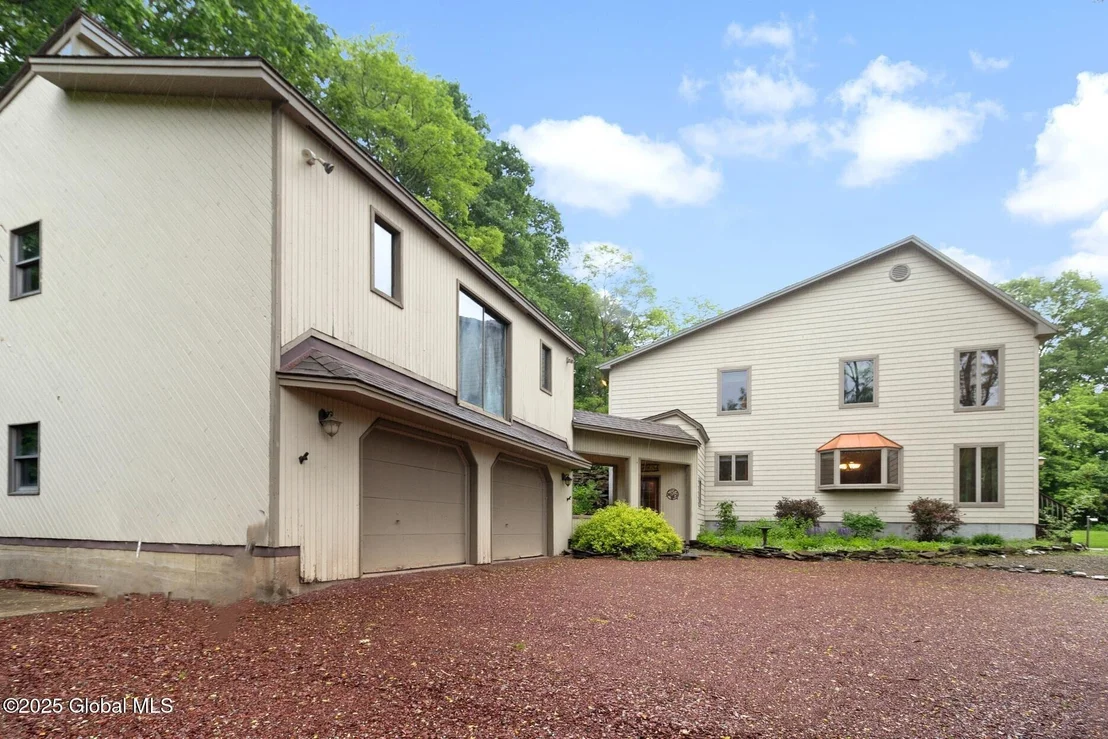 Photo of 15 Baker Road