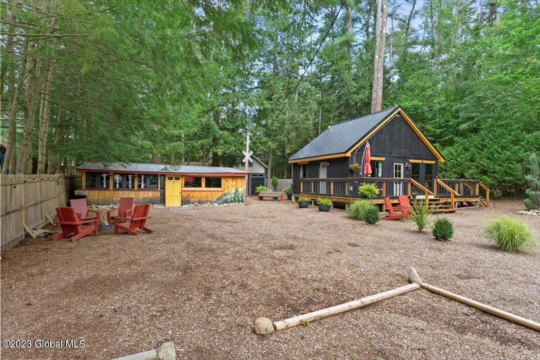 Photo of 15-17 Pine Road