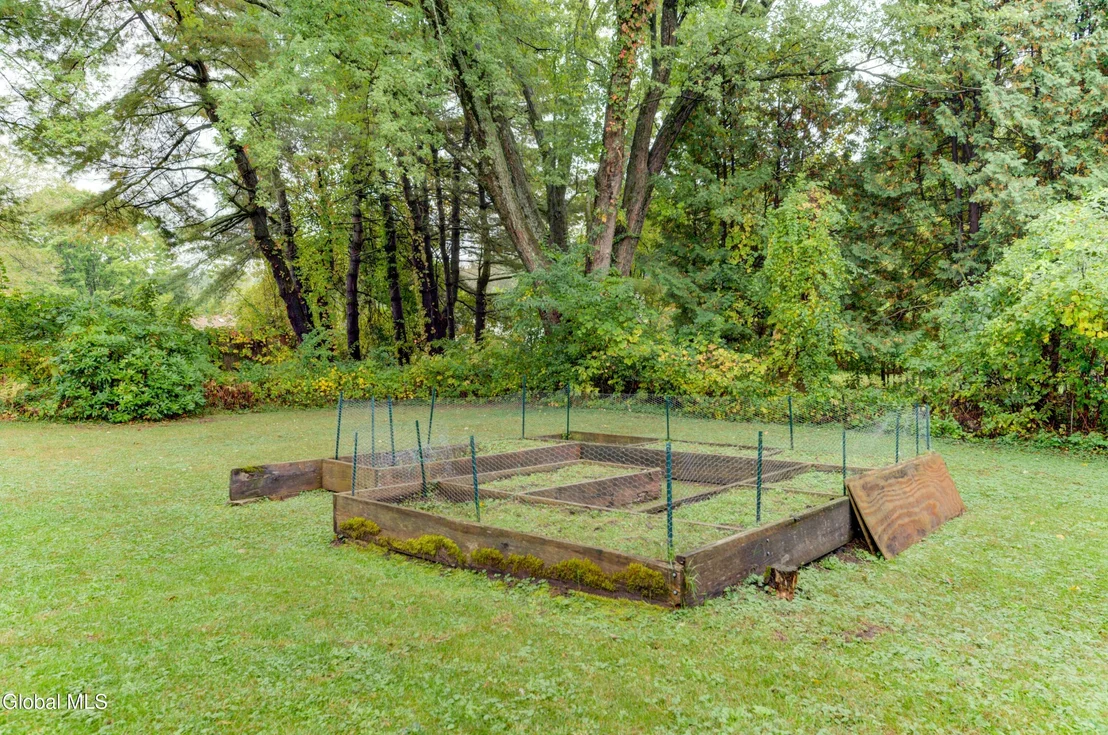 Photo of 16 Mud Pond Road