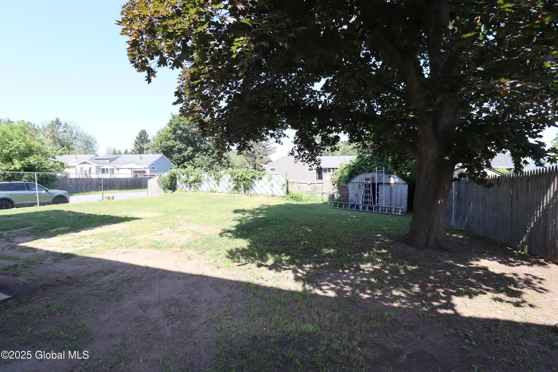 Photo of 1220 Hemlock Street