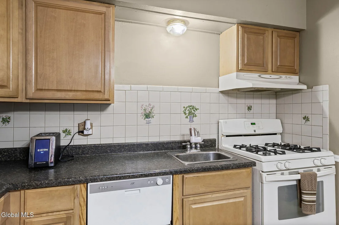 Photo of 2525 Consaul Road