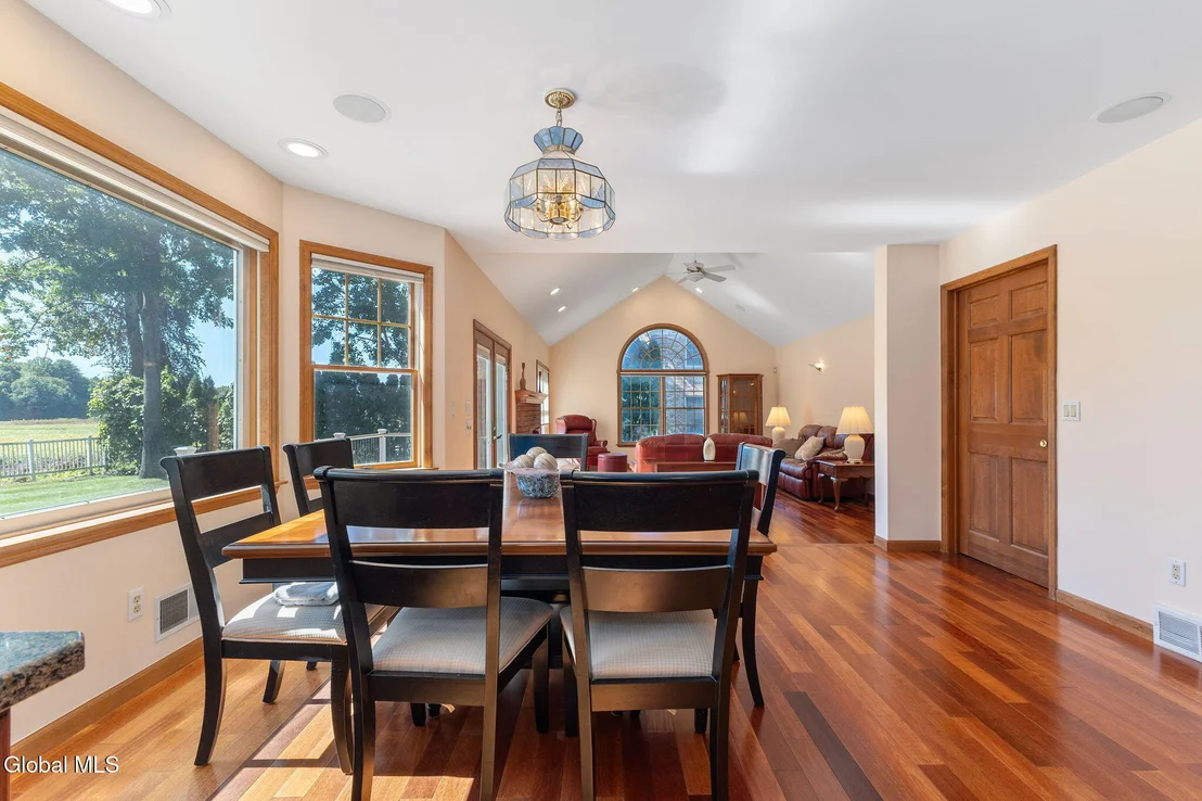 Photo of 3079 New Williamsburg Drive