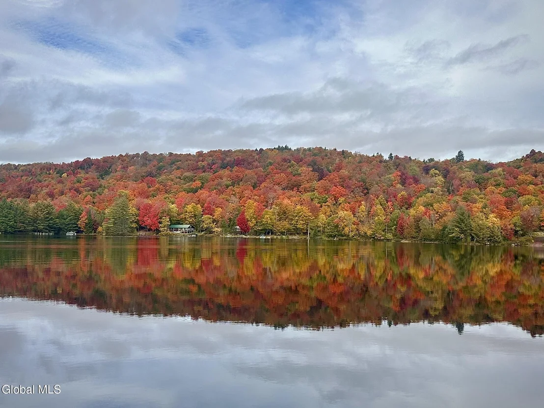 Photo of 1180 Goodnow Flow Road