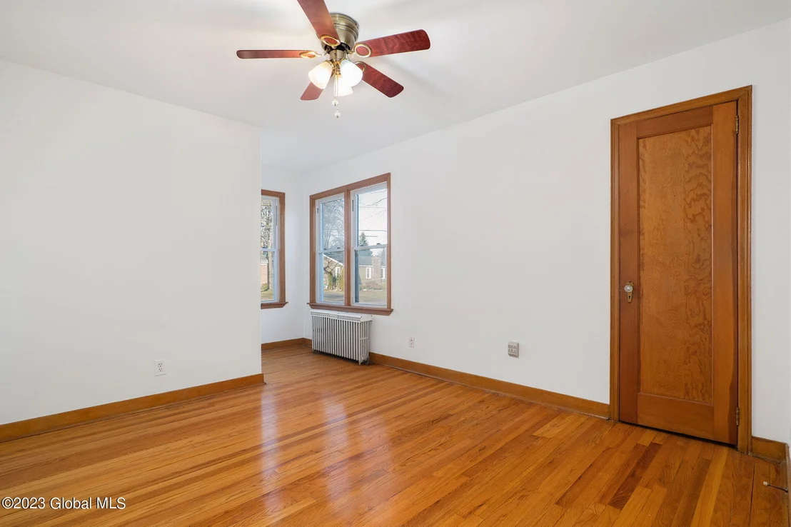 Photo of 41 Bayberry Road