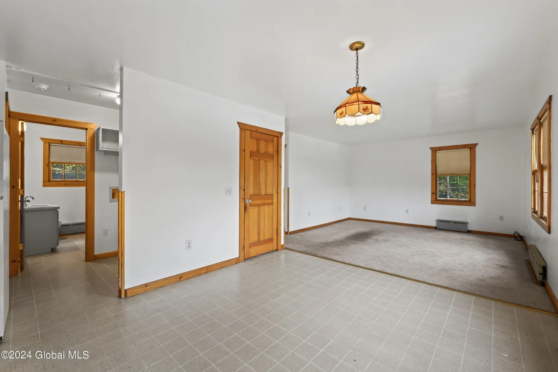 Photo of 680 Taborton Road