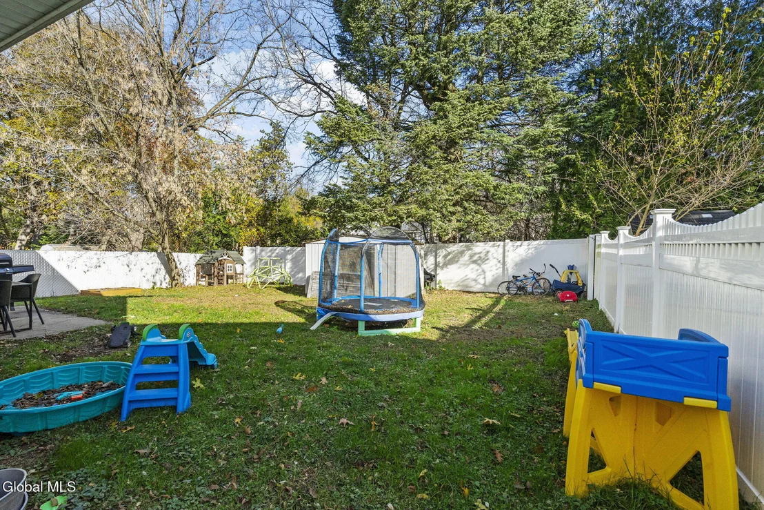 Photo of 13 Weathercrest Drive