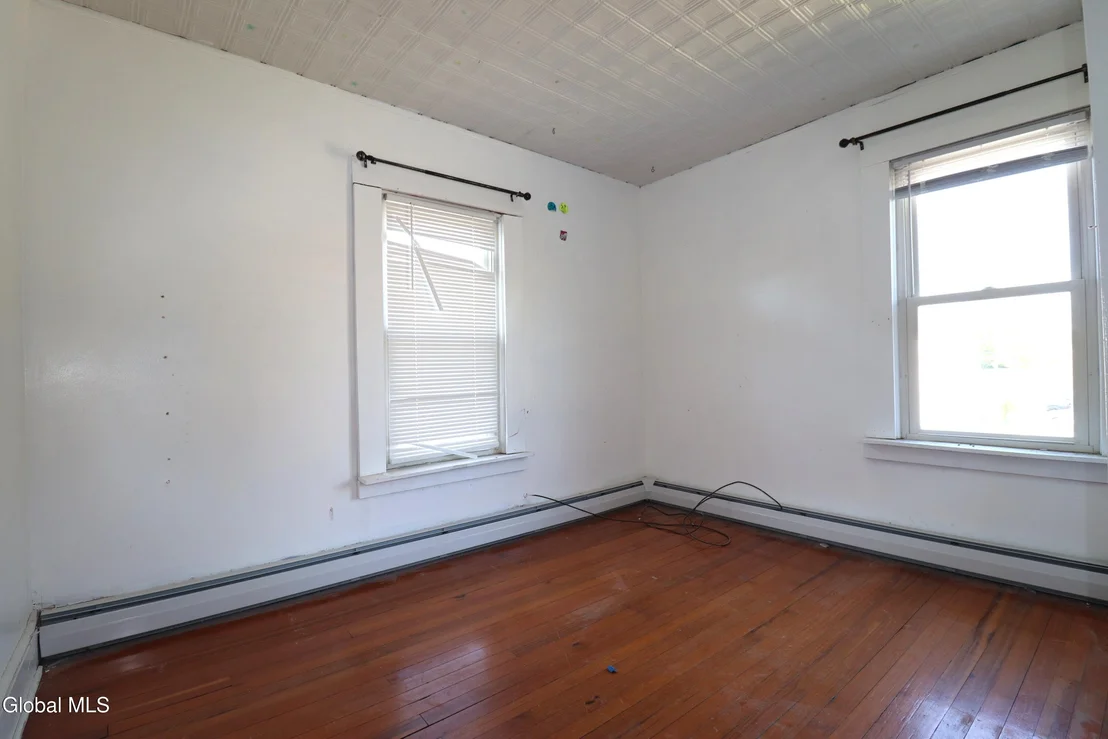 Photo of 417 Eleanor Street